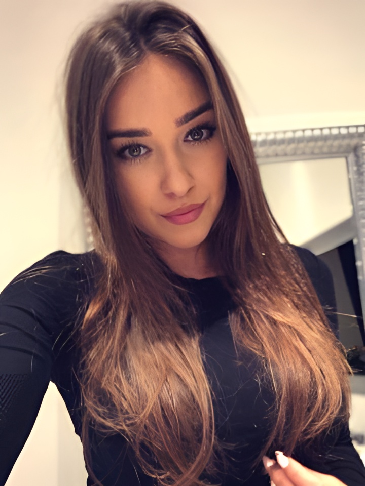 София привлекательная девушка из Пензы цена от 1500 руб